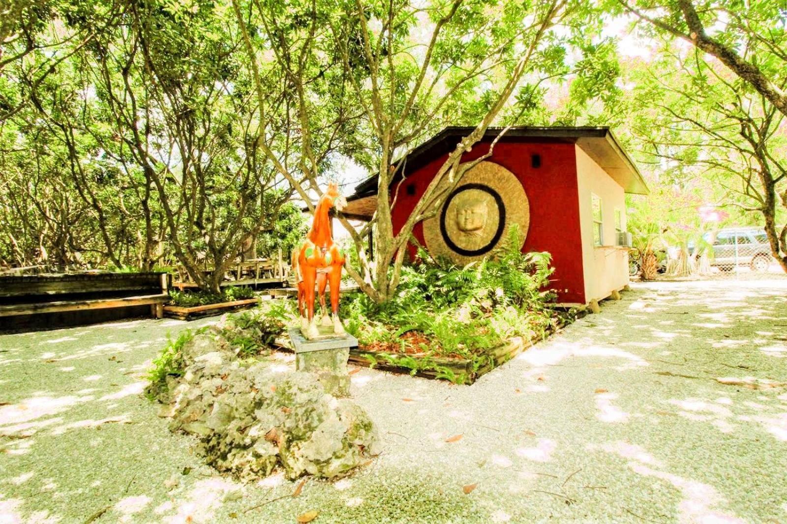 Villa Magical Wonderkoi House In A Japanese Koi Garden Miami Esterno foto